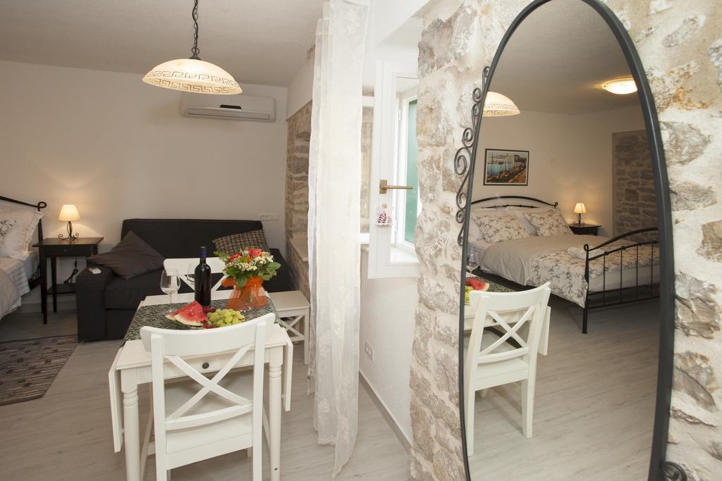 Apartmani Luca Split Bagian luar foto